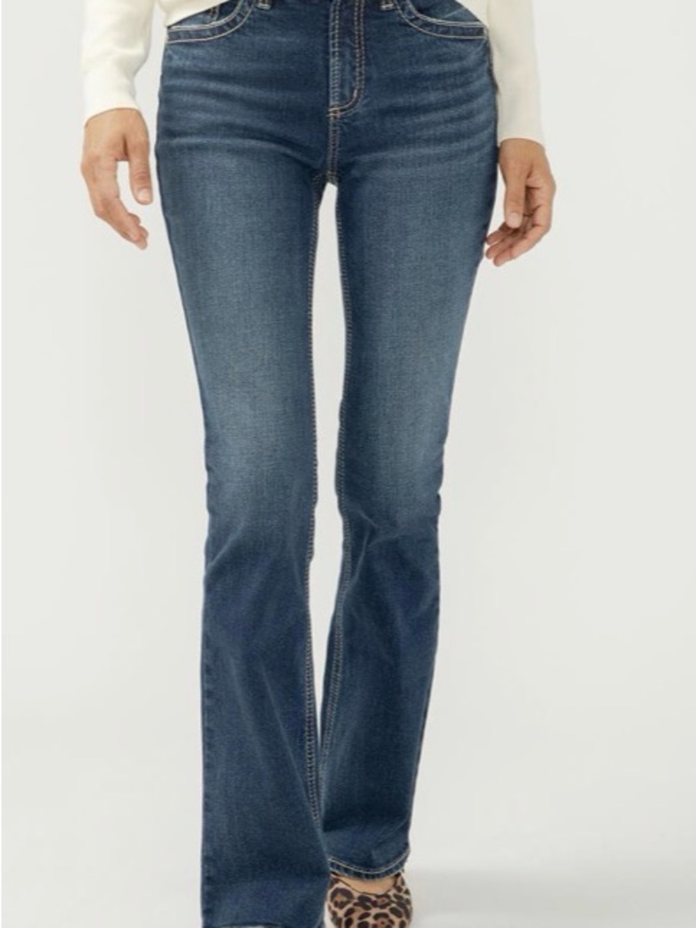 Silver Jeans Avery Slim High Rise Bootcut Jeans Size 31